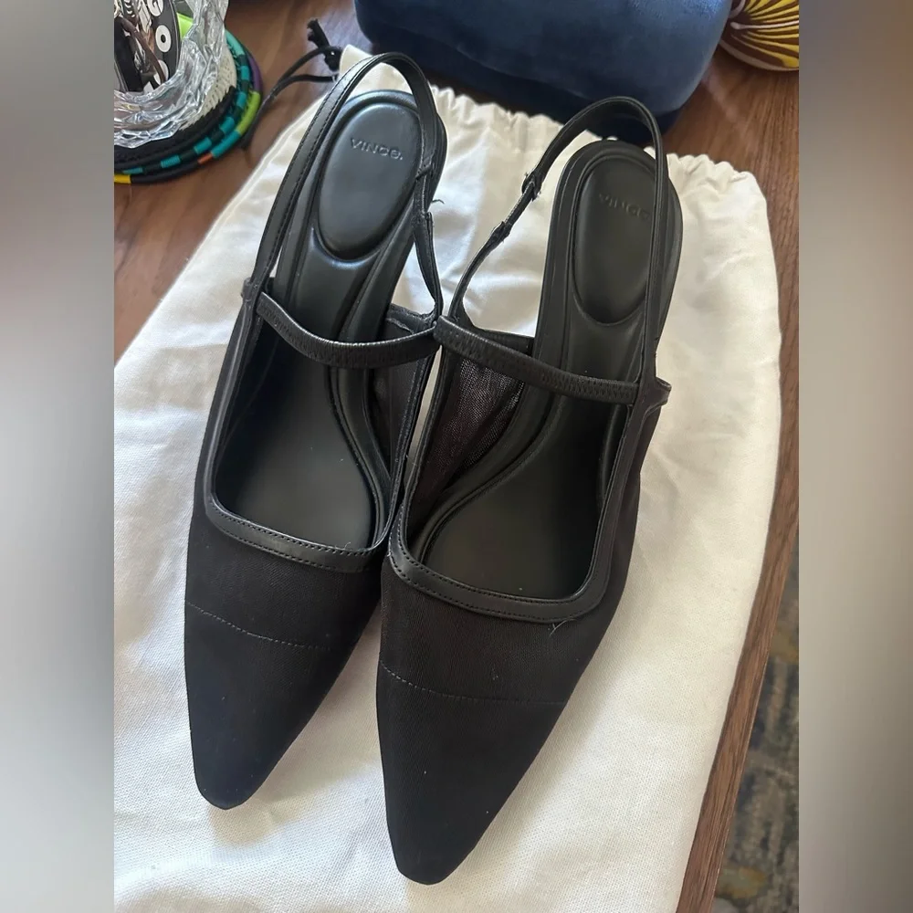 VINCE Venice Mesh Slingback Pointed Toe Kitten Heel Pump - Picture 2 of 3